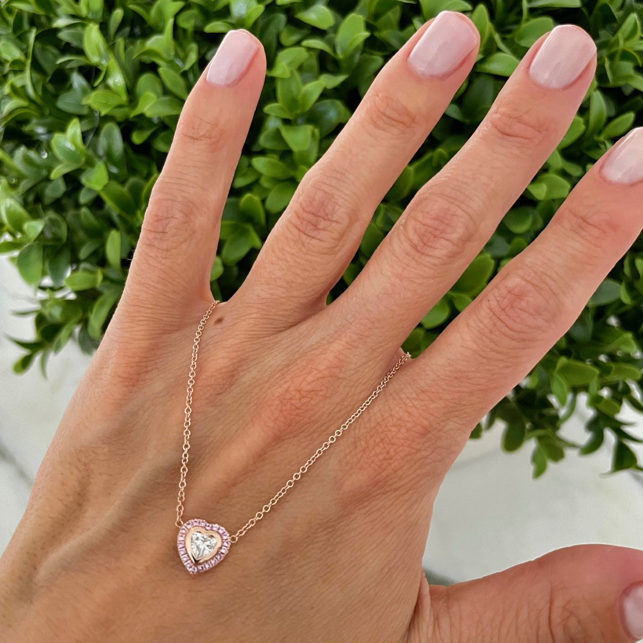 DIAMOND HEART NECKLACE